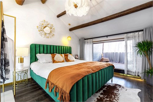 浴室木地板上墻效果圖 感受幽蘭芬芳_13